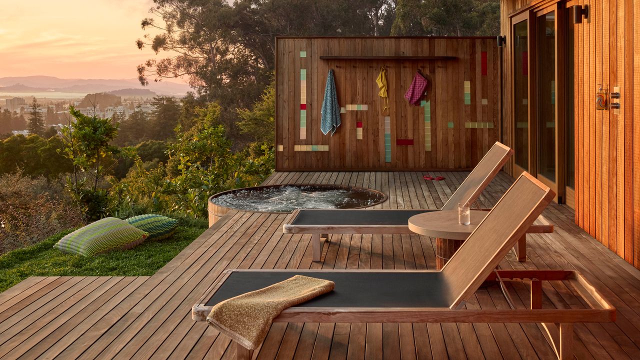 This Midcentury "Treehouse" Is Tailored for Its Tech-Founder Owner—Right Down to the Velvet Conversation Pit and Dry-Era