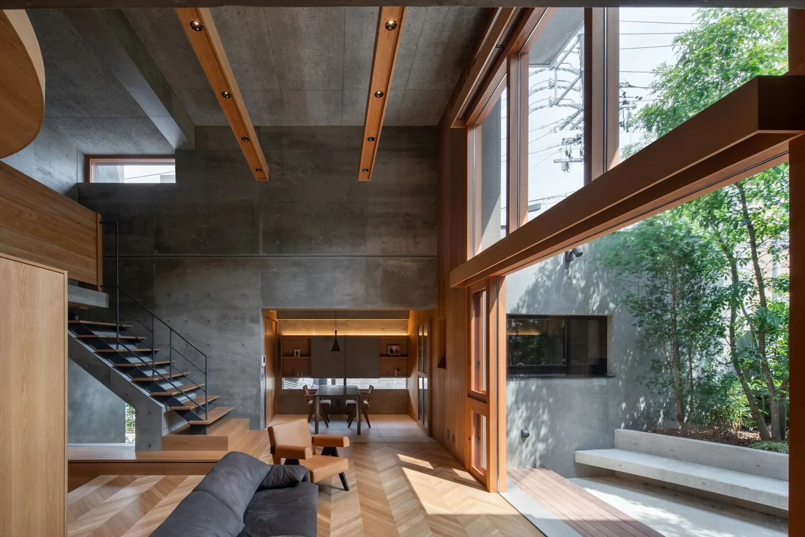 Hillside Custom Home in LA: Structure as Retaining Wall