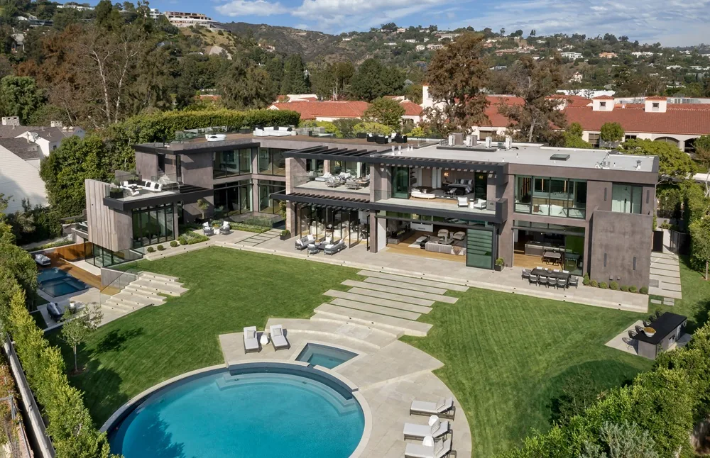 New Luxury Homes in Malibu: The Foundation-Stage Signal